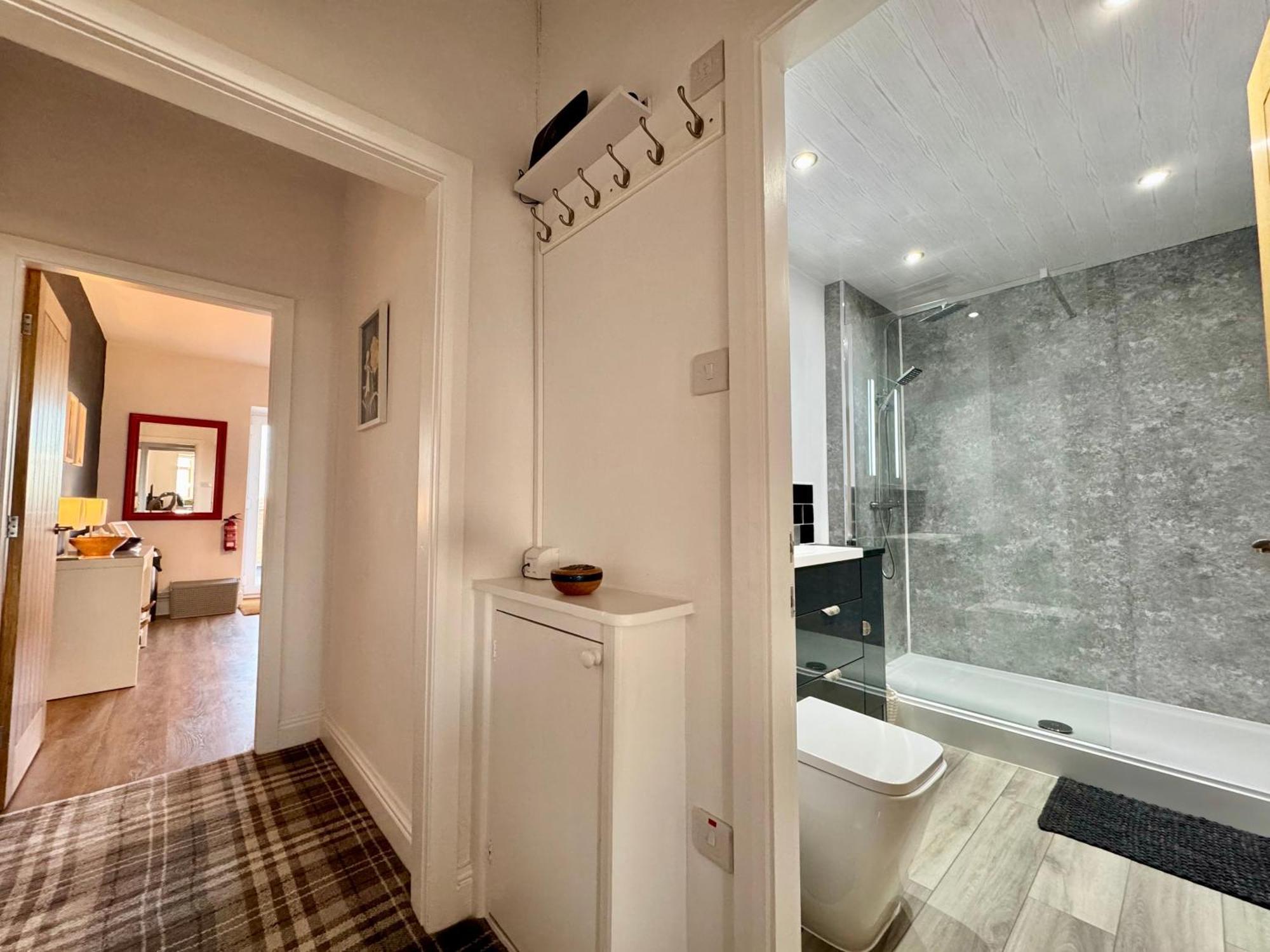 Lagoon View - Sea View- Pet Friendly - 2 Bed Apt - En-Suite Trearddur Luaran gambar