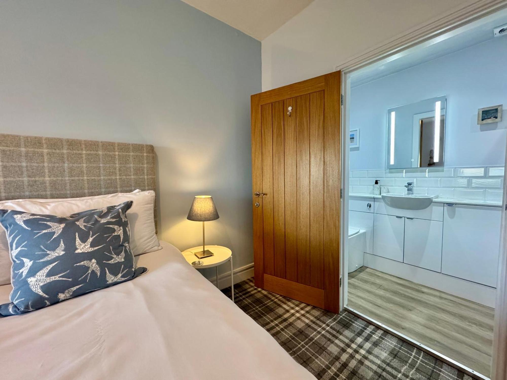 Lagoon View - Sea View- Pet Friendly - 2 Bed Apt - En-Suite Trearddur Luaran gambar