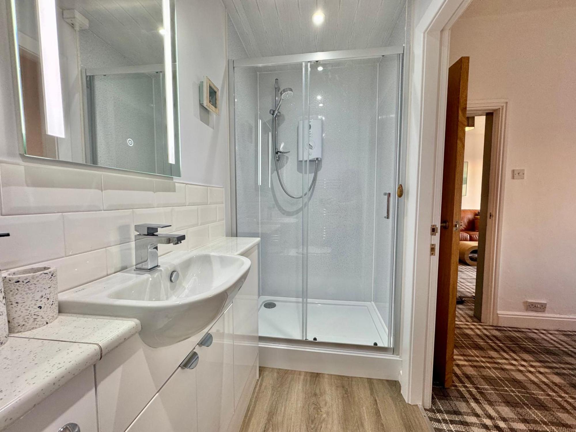 Lagoon View - Sea View- Pet Friendly - 2 Bed Apt - En-Suite Trearddur Luaran gambar